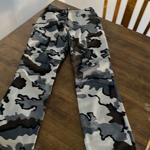 Kuiu WomenAttack Pants